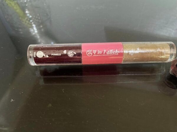G21 4- IN 1 Lip  Stick Eyeshadow, Blush And Highlighter - Image 5
