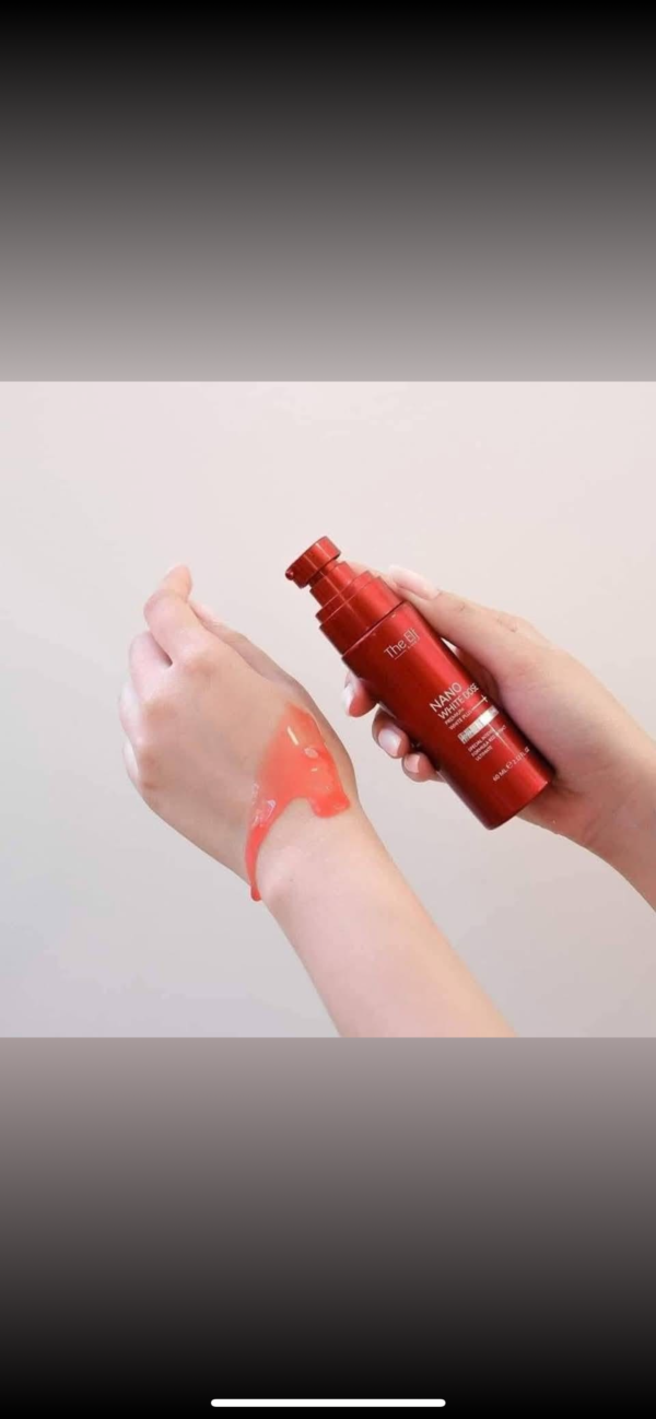 The Elf NANO WHITE DOSE premium White Plus Red Extract Ultimate Face Serum 60ml - Image 4